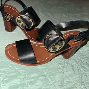 Tory Burch black heel Thames. Great condition